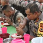 Polisi Sederhana, Kapolda Sulsel dan Sulbar Makan Bersama Siswa