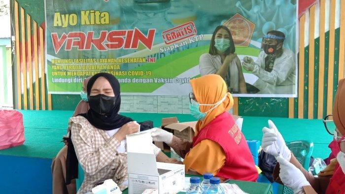 Suasana vaksinasi tahap kedua di Mako Kodim Enrekang