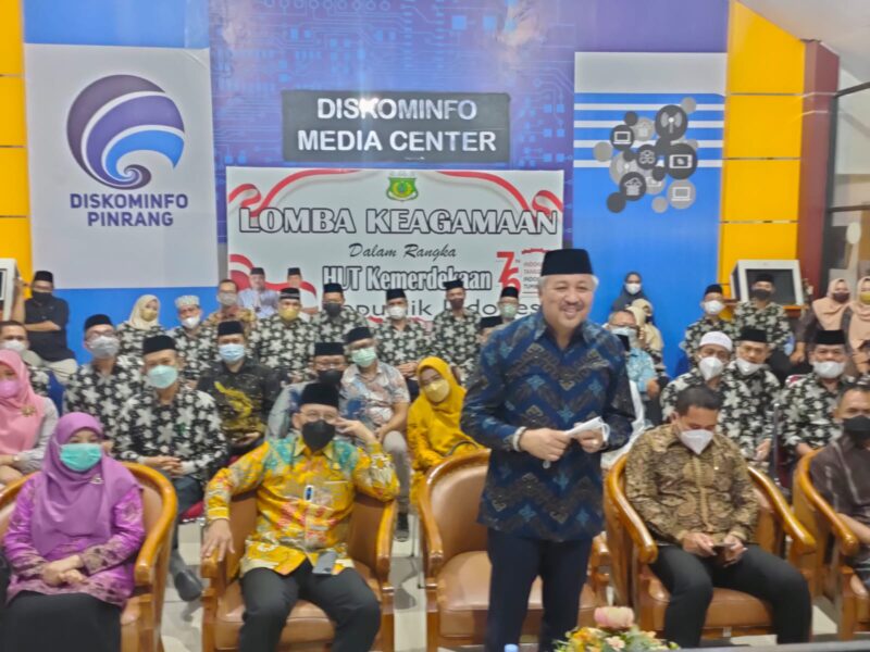 Pemerintah Kabupaten Pinrang menyelenggarakan Lomba keagamaan melalui media daring. Kegiatan ini dibuka langsung oleh Bupati Pinrang Irwan Hamid di Gedung Media Center Dinas Kominfosandi Pinrang, Rabu (11/8/2021).