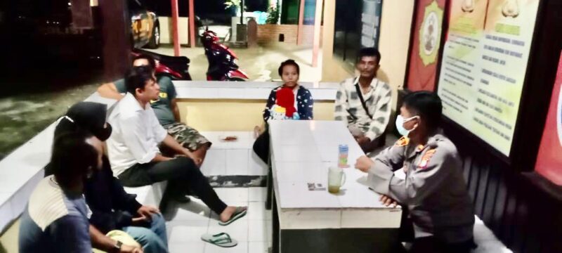 Korban Muhammad Alfiansah melaporkan ke Polsek Tinambung atas pengeroyokan dirinya di desa Kandemeng