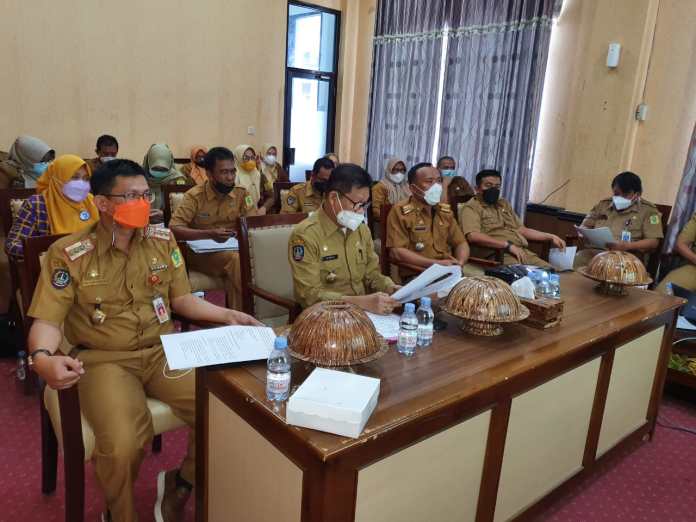 Rapat koordinasi dan monitoring serta evaluasi program Pencegahan Korupsi (Korsupgah) Komisi Pemberantasan Korupsi (KPK), Senin (27/9/2021) di Ruang Rapat Sekda.