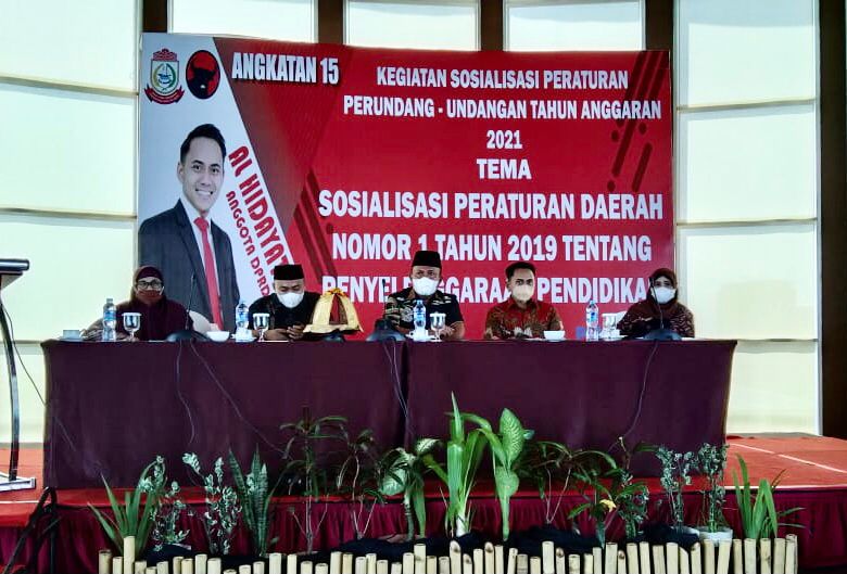 Warga Soppeng yang berdomisili di Makassar antusias mengikuti sosialisasi Perda no 1 Tahun 2019 Tentang Pendidikan