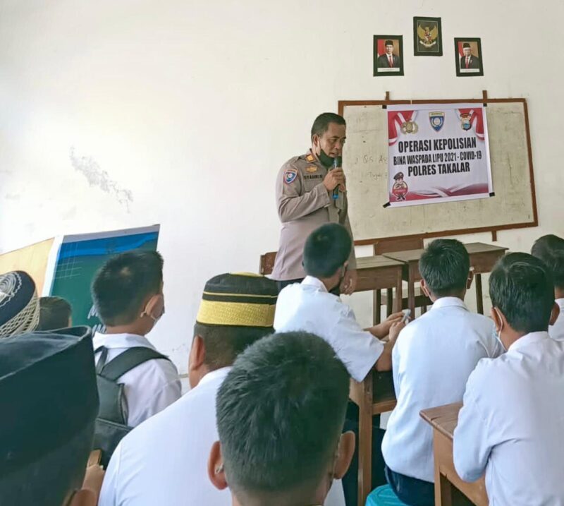 Polres Takalar Sosialisai Operasi Bina Waspada di Sekolah kepada Siswa MTS Muhammadiyah Salaka Kabupaten Takalar, Kamis 4 Nopember 2021.