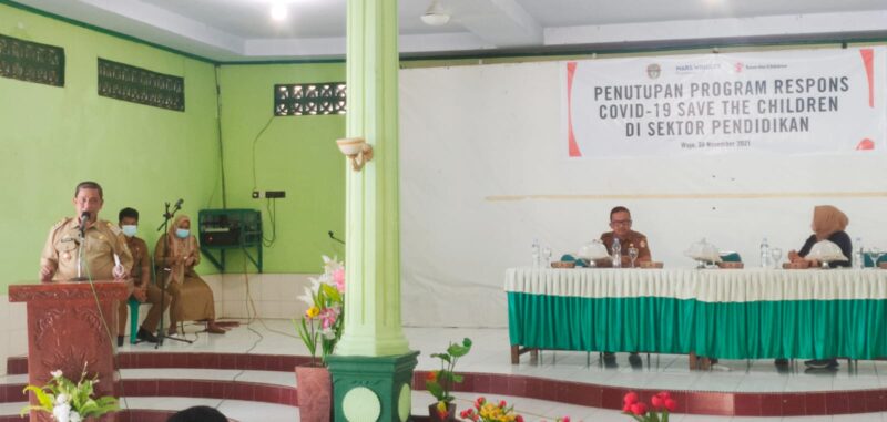 Bupati Wajo H. Amran Mahmud memberikan sambutan pada penutupan program respons Covid 19 oleh Save The Chlidren.