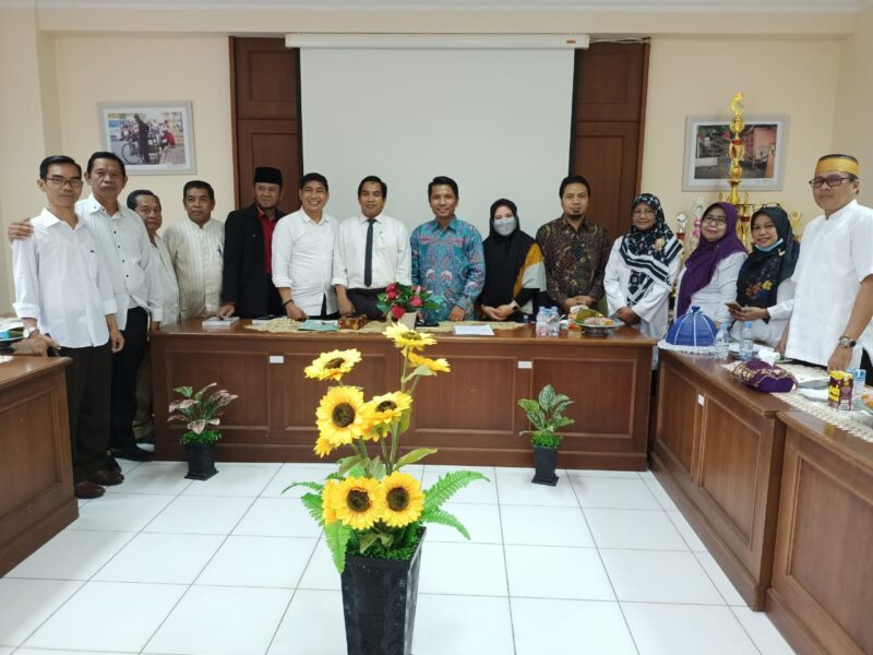 Dekan FDK fose bersama dengan tamu dari Kemenag RI