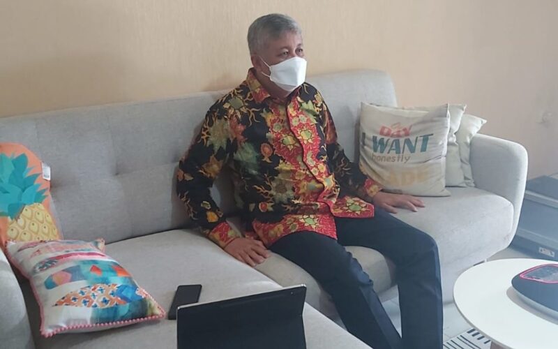 Bupati Pinrang Irwan Hamid berkesempatan menghadiri Puncak Peringatan Hari Anti Korupsi Sedunia (Hakordia) tahun 2021 yang digelar oleh Komisi Pemberantasan Korupsi (KPK) republik Indonesia (RI) secara virtual, Kamis 9 Desember 2021.--humas--