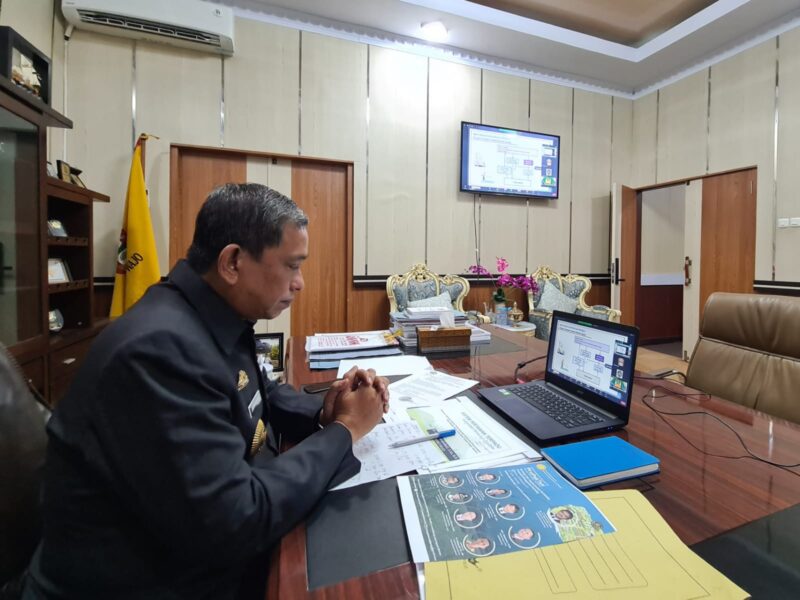 Bupati Wajo, Amran Mahmud, menjadi pemateri pada webinar yang digelar Kementerian Pertanian (Kementan).--Safar--
