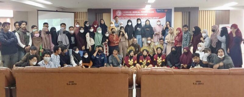 Suasana Milad ke 6 Komunitas Koin Untuk Negeri di Kampus UNM Makassar.--Syakhruddin--