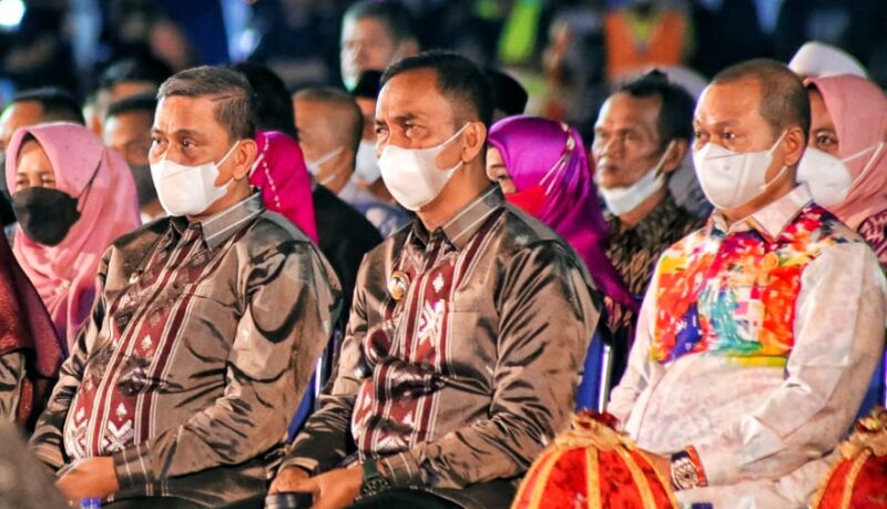 Ketua DPRD Wajo HA. Alauddin Palaguna menghadiri Refleksi 3 Tahun Kepemimpinan Duo Amran di RTH Callaccu Sengkang Selasa 15 Februari 2022 malam