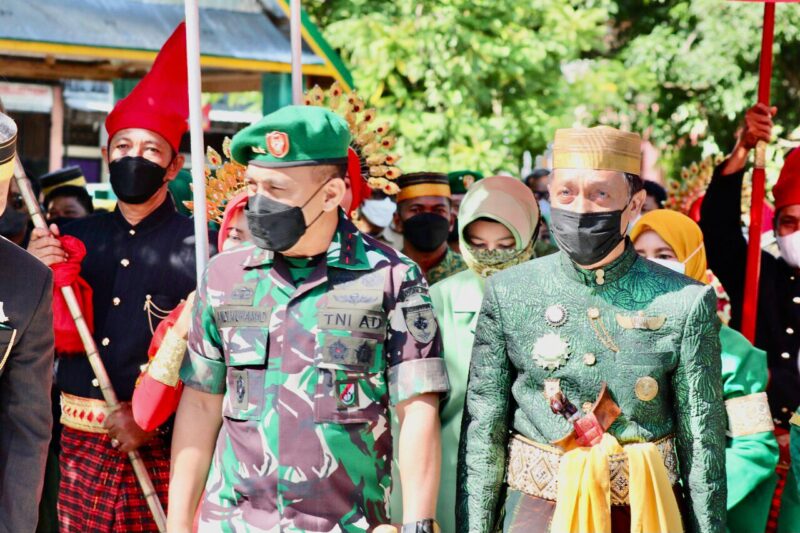 Pangdam XIV Hasanuddin di terima Datu Sawitto Bau Sawerigading