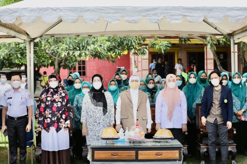 Ketua TP PKK Kota Makassar, Indira Jusuf Ismail ,  Mengajak Seluruh Masyarakat Periksa TB Lebih Dini, di Peringatan Hari Tuberkulosis Sedunia, Rabu (23/03/2022).