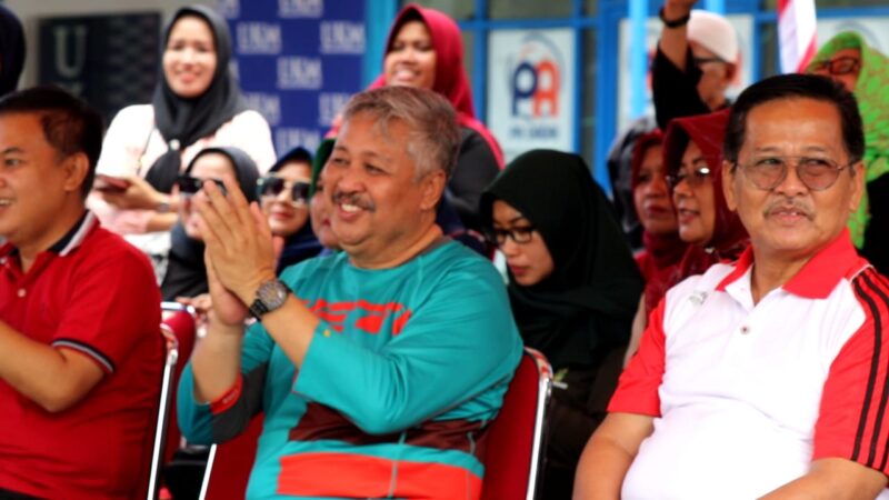 Bupati Pinrang didampingi Wakil Bupati lepas Lomba Gerak Jalan tingkat pelajar