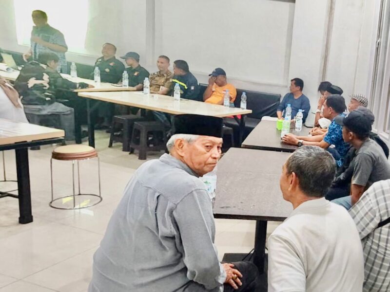 Nampak suasana pertemuan bertempat di RM Mbak Daeng Jln. St. Alauddin Makassar