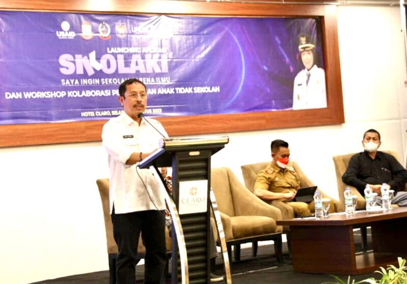Sekretaris Daerah (Sekda) Kota Makassar, M.Ansar, Melaunching Aplikasi Saya Ingin Sekolah Karena Ilmu (Sikolaki) di Hotel Claro, Kota Makassar, Selasa 30 Agustus 2022.