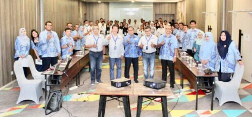 Direktur Teknik Perumda Air Minum Kota Makassar, Asdar Ali, Saat Membuka Kegiatan In House Training, di Hotel Ibis Style, Kamis 15 September 2022.