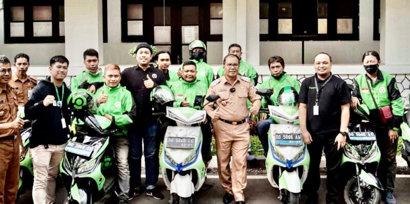 Wali Kota Makassar, Ir. Moh. Ramdhan Pomanto, Mengapresiasi Langkah Gojek Mendukung Program Ojol Day, dengan Meluncurkan Promo Ekonomis, Selasa 18 Oktober 2022.