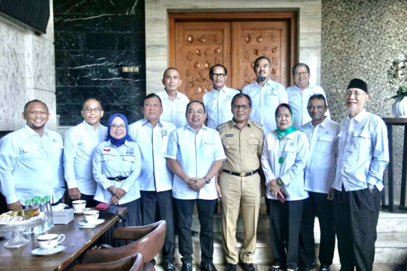 Wali Kota Makassar, Ir. Moh. Ramdhan Pomanto, Menerima Audiensi DPP Asosiasi Pengusaha Indonesia (APINDO) Sulsel, di Kediaman Pribadinya, Jalan Amirullah,Senin 5 Desember 2022.