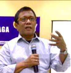 Hendry Ch Bangun