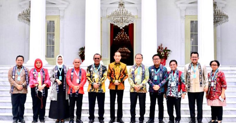 Wali Kota Makassar, Ir. Moh. Ramdhan Pomanto, Menghadiri Kompas 100 CEO Forum, Bersama Presiden RI Joko Widodo, di Istana Kepresidenan, Jum'at 2 Desember 2022.