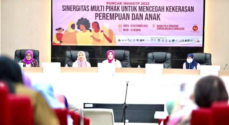 Wali Kota Makassar, Fatmawati Rusdi, Menghadiri Puncak Kampanye 16 Hari Anti Kekerasan Terhadap Perempuan (16HAKtP), di Ruang Sipakatau, Kantor Balai Kota Makassar, Sabtu 10 Desember 2022.