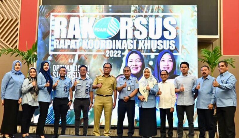 Wali Kota Makassar, Ir. Moh. Ramdhan Pomanto, Menghadiri Rapat Koordinasi Khusus (Rakorsus) Perumda Air Minum Kota Makassar, di Hotel Claro, Senin 26 Desember 2022