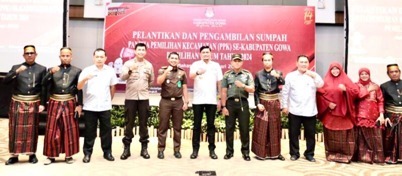 Bupati Gowa, Dr. Adnan Purichta Ichsan, SH, MH, Menghadiri Pelantikan dan Pengambilan Sumpah Panitia Pemilihan Kecamatan (PPK) se-Kabupaten Gowa, di Hotel Four Point Makassar, Rabu 4 Januari 2023