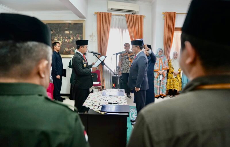 Gubernur Sulsel Andi Sudirman Sulaiman Melantikan Sekprov Sulsel Andi Aslam Patonangi di Kantor Badan Penghubung Pemprov Sulsel di Jakarta Jumat 13 Januari 2023