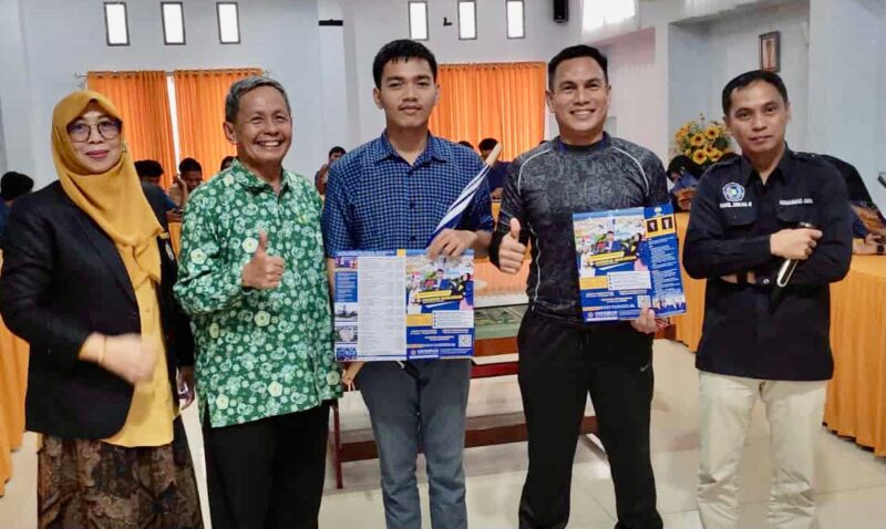 Kunjungan Tim Sosialisasi dan Promosi (Sosprom) Universitas Muhammadiyah (Unismuh) Makassar, di SMKN 5 Makassar, Rabu 18 Januari 2023.