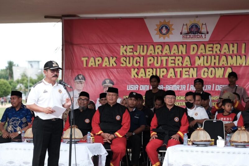 Wakil Bupati Gowa, H. Abd Rauf Malaganni, Membuka Kejuaraan Daerah (Kejurda) I Tapak Suci Putra Muhammadiyah Kabupaten Gowa, di Lapangan Ruang Terbuka Hijau (RTH) Syekh Yusuf, Jum'at 3 Februari 2023