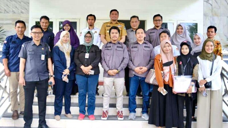 Bupati Gowa, Dr. Adnan Purichta Ichsan, SH, MH, Menerima Tim Pencocokan dan Penelitian (Coklit) Data Pemilih, dari Komisi Penyelenggaraan Umum (KPU), di Rumah Jabatan Bupati Gowa, Senin 20 Februari 2023.