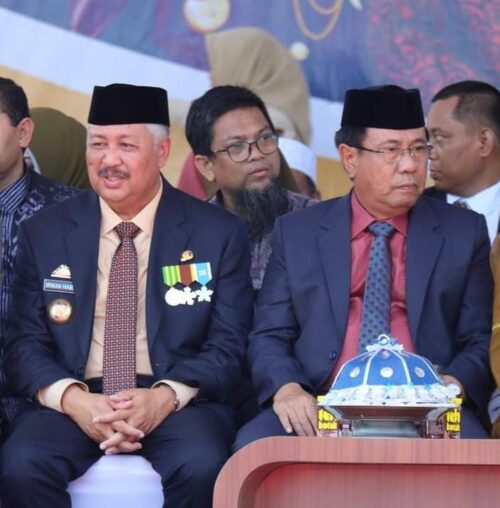 Bupati Pinrang didampingi Pj. Sekdaprov Sulsel Aslam Patonangi mewakili Gubernur mengikuti rangkaian acara HUT Pinrang ke 63