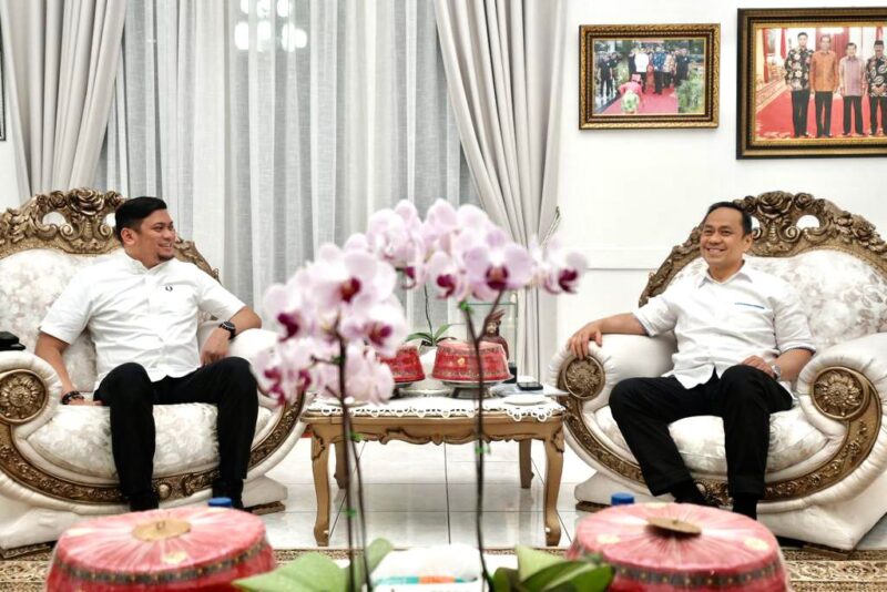 Bupati Gowa, Dr. Adnan Purichta Ichsan, SH, MH, Menerima Kunjungan Ary Ginanjar, di Rumah Jabatan Bupati Gowa, Selasa 28 Februari 2023.