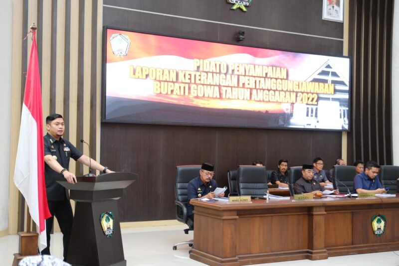 Bupati Gowa, Dr. Adnan Purichta Ichsan, SH, MH, Saat Menyampaikan Laporan Keterangan Pertanggungjawaban (LKPj) TA 2022, di Ruang Rapat Paripurna DPRD Gowa, Selasa 28 Maret 2023