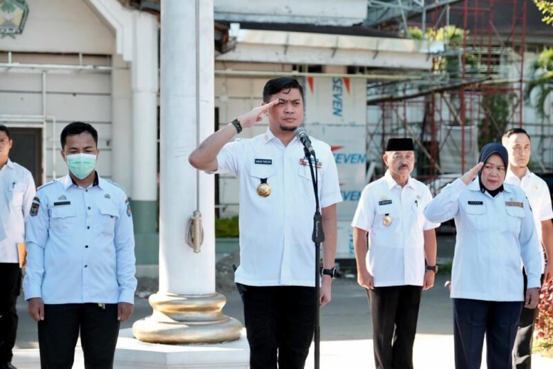 Bupato Gowa, Adnan Purichta Ichsan, Menjadi Pembina Apel Besar, di Lapangan Upacara Kantor Bupati Gowa, Rabu 26 April 2023