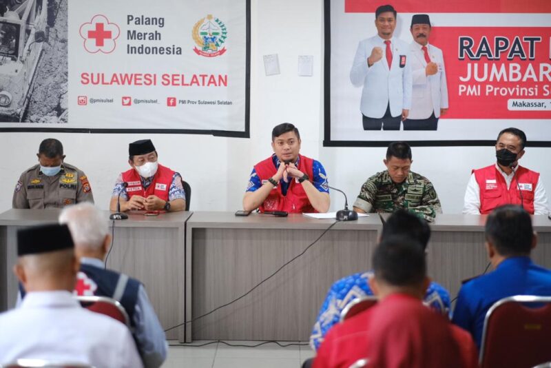 Ketua PMI Sulsel, Dr. Adnan Purichta Ichsan, SH, MH, Memimpin Rapat Persiapan Jumbara, di Markas PMI Sulsel, Jum'at 14 April 2023