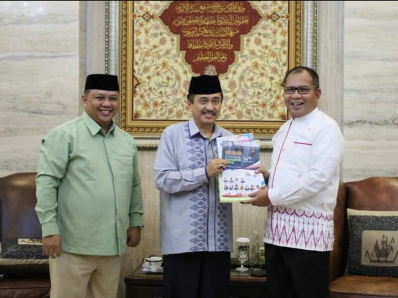 Wali Kota Makassar, Ir. Moh. Ramdhan Pomanto, Menerima Audiensi Ikatan Saudagar Muslim Indonesia (ISMI) Sulsel, di Kediaman Pribadinya, Jalan Amirullah, Sabtu 15 April 2023