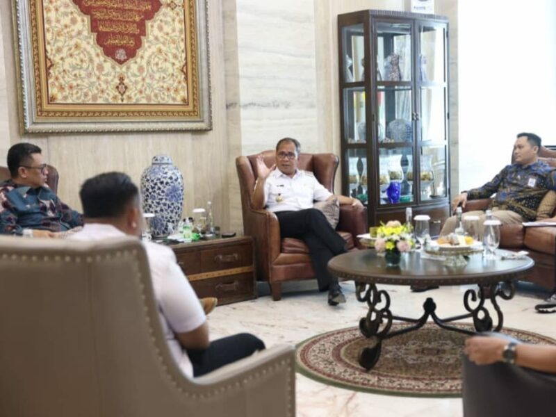 Wali Kota Makassar, Ir. Moh. Ramdhan Pomanto, Menerima Ombudsman RI Perwakilan Sulsel, di Kediaman Pribadinya, Rabu 10 Mei 2023