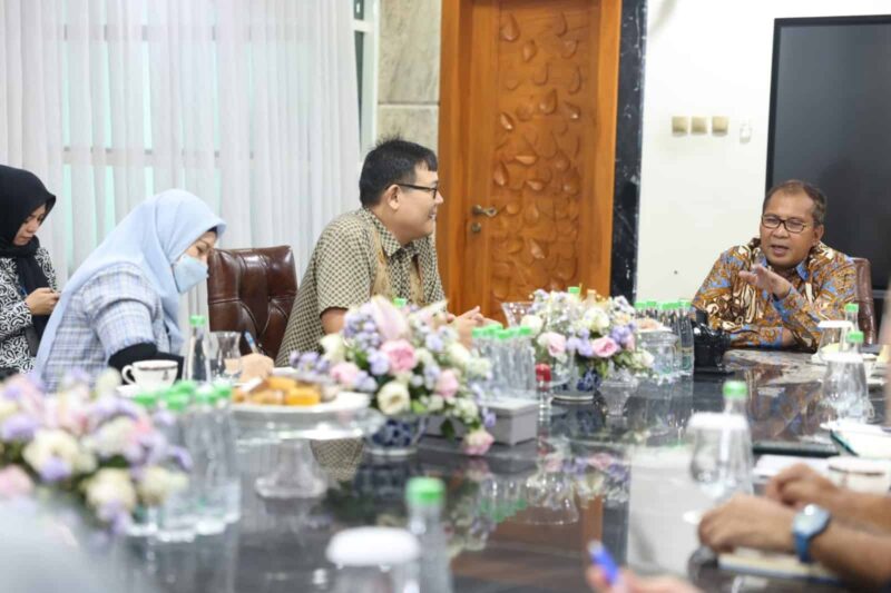 Wali Kota Makassar, Ir. Moh. Ramdhan Pomanto, Menerima Kunjungan UNICEF, di Kediaman Pribadinya, Jalan Amirullah, Jum'at 9 Juni 2023