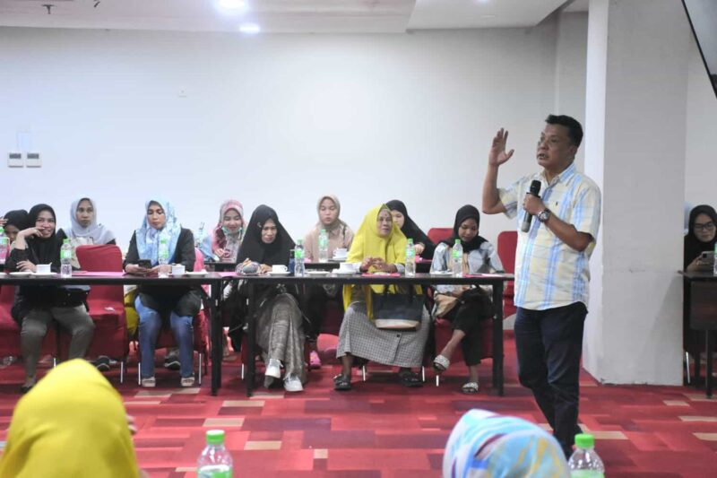 Legislator DPRD Kota Makassar Fraksi Partai Golkar, Abdul Wahab Tahir, Gelar Forum Group Discussion (FGD) Terkait Ranperda Tentang Penyelenggaraan Kota Layak Anak, di Hotel Royal Bay Makassar, Rabu 26 Juli 2023.