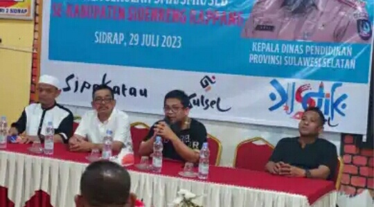 Kepala Dinas Pendidikan Provinsi Sulsel, H. Iqbal Nadjamuddin, SE, Menghadiri Rapat Koordinasi SMA, SMK dan SLB, di Aula SMAN 2 Sidrap, Sabtu 29 Juli 2023