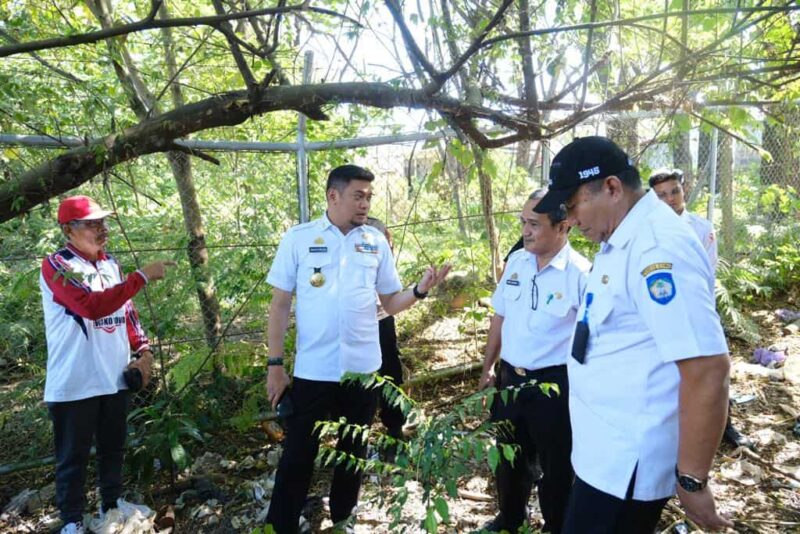 Bupati Gowa, Adnan Purichta Ichsan, Meninjau Kondisi Jembatan Jenelata, Kecamatan Manuju, Rabu 26 Juli 2023