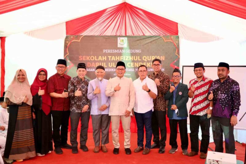 Wali Kota Makassar, Ir. Moh. Ramdhan Pomanto, Meresmikan Gedung Sekolah Tahfizhul Qur'an Darul Ulum, Minggu 2 Juli 2023