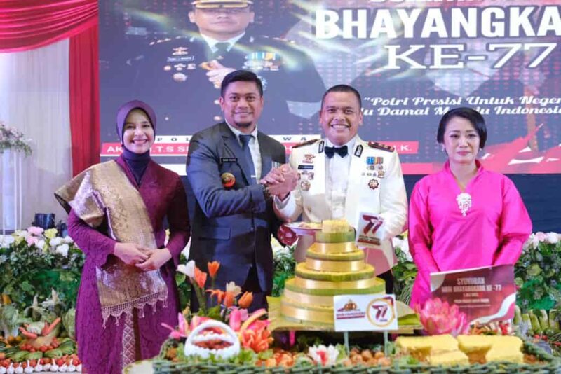 Bupati Gowa, Adnan Purichta Ichsan, Menghadiri Malam Ramah Tamah Peringatan HUT Bhayangkara ke-77, di Aula Rewako Polres Gowa, Senin 3 Juli 2023.