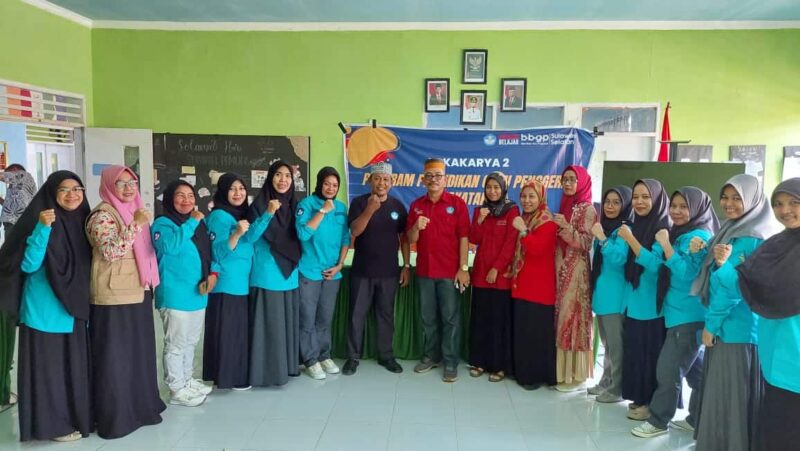 Sekretaris Dinas Pendidikan Provinsi Sulsel, Dr. Andi Ibrahim, S.Pd, M.Pd, Menghadiri Lokakarya II Program Pendidikan Guru Penggerak Angkatan VIII, di SMAN 13 Pangkep, Sabtu 15 Juli 2023