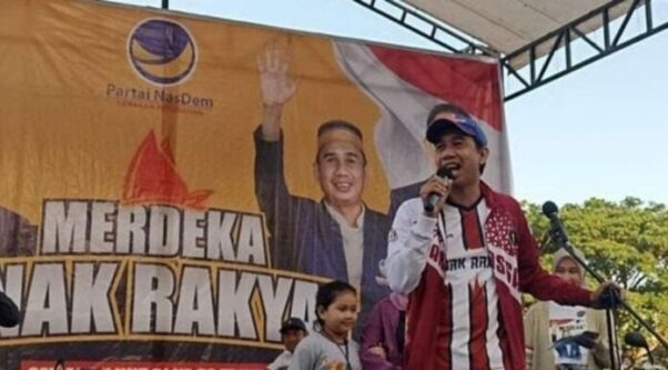 Ketua DPRD Kota Makassar, Rudianto Lallo, Menghadiri Jalan Sehat Merdeka Anak Rakyat, di Lapangan Tala Bumi Tamalanrea Permai, Minggu 13 Agustus 2023