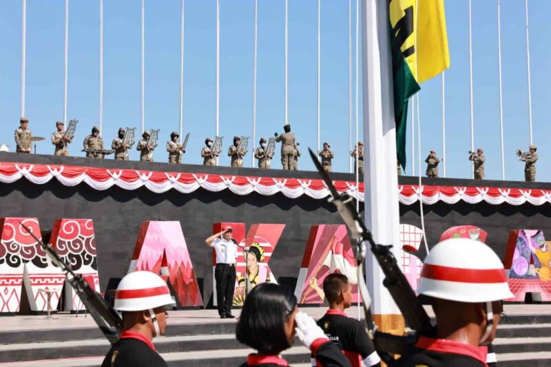 Wali Kota Makassar, Ir. Moh. Ramdhan Pomanto, Memimpin Upacara Gladi Kotor dan Gladi Bersih Peringatan HUT RI ke-78, di Anjungan Pantai Losari, Rabu 16 Agustus 2023