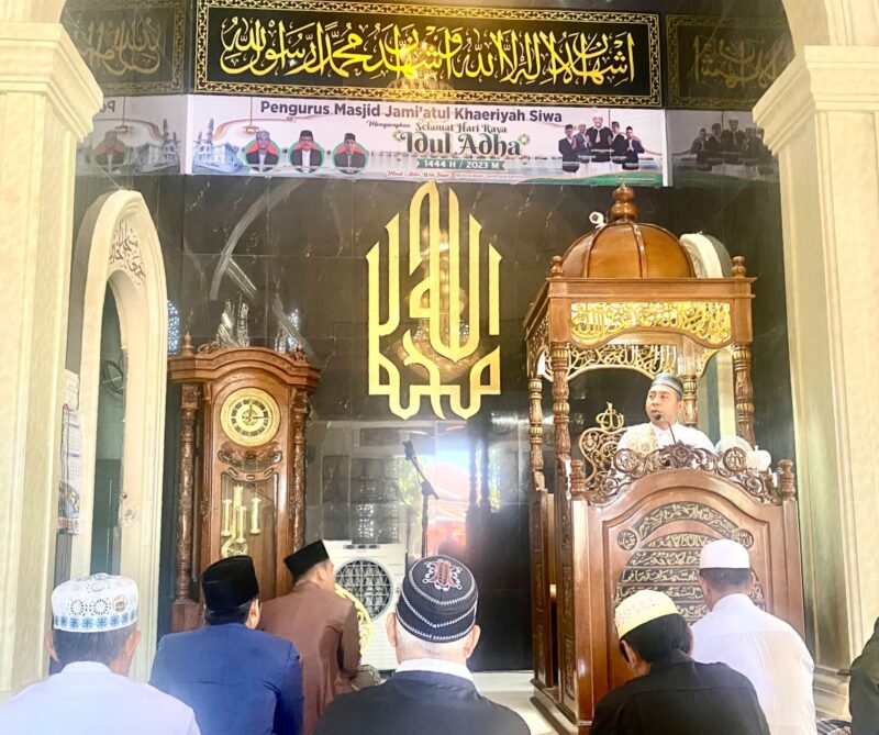 Gurutta Erifin Beddu Saat Khutbah Jumat di Masjid Jami’atul Khaeriyah Siwa 1 Sepetember 2023