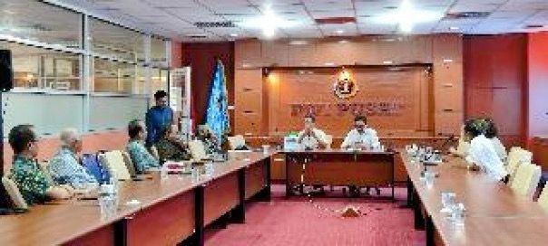 Suasana rapat perdana Dewan Penasihat PWI Pusat yang juga dihadiri Ketum PWI, Hendry Ch Bangun, Rabu 18 Oktobet 2023