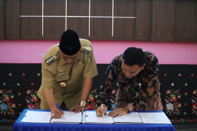 Pemerintah Kabupaten Wajo melakukan penandatanganan nota kesepahaman dengan Badan Pengelolah Jaminan Sosial (BPJS) Ketenagakerjaan Kabupaten Wajo terkait Penyelenggaraan Jaminan Sosial Ketenagakerjaan bagi Pekerja Rentan dan Miskin di kabupaten Wajo