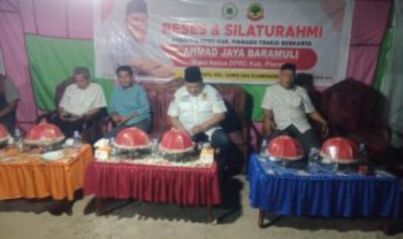 Wakil ketua DPRD Pinrang Ahmad Jaya Baramuli (AJB)  Mendengarkan aspirasi masyarakat kecamatan Cempa saat Reses